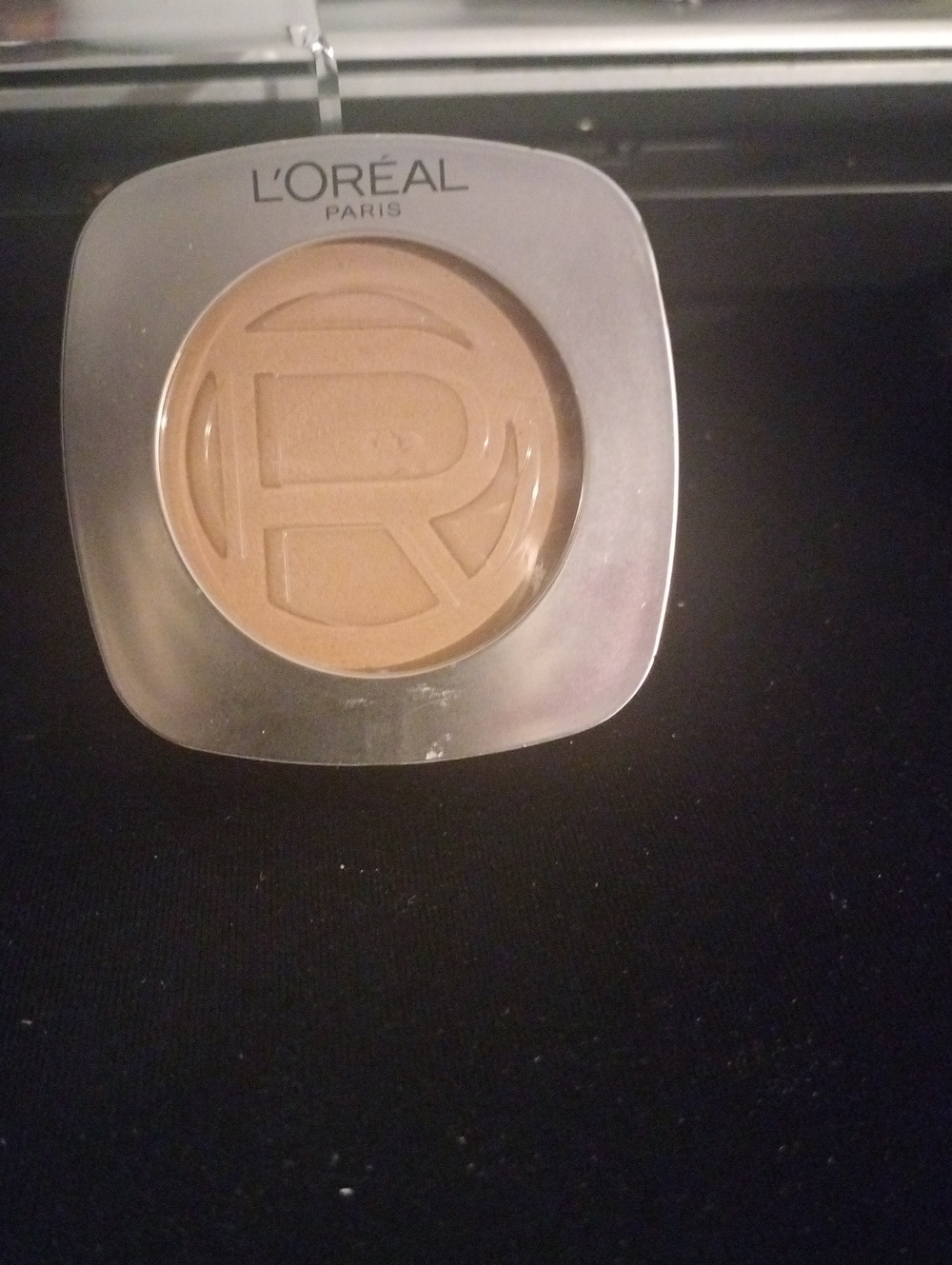 L'Oreal Paris Tinted Hyaluron Foundation Balm- Warm Tan #5